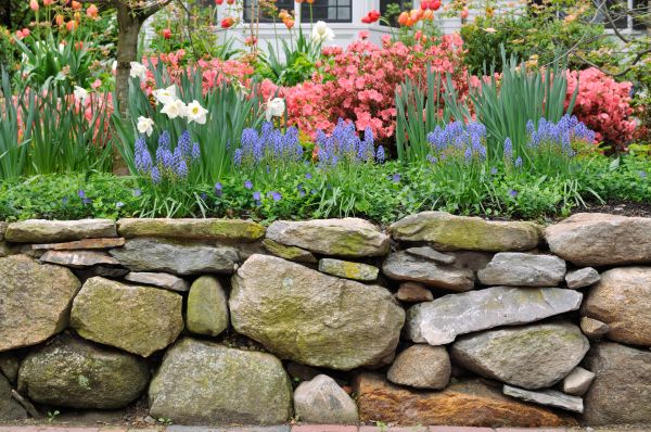 Garden Wall Installation in Sandpoint